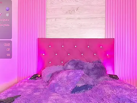 Zamara_Kleii webcam
