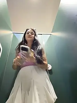 Wet__Bunny webcam