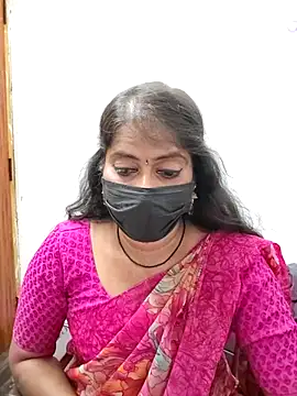 tamil_Sigappu_Roja live cam on StripChat