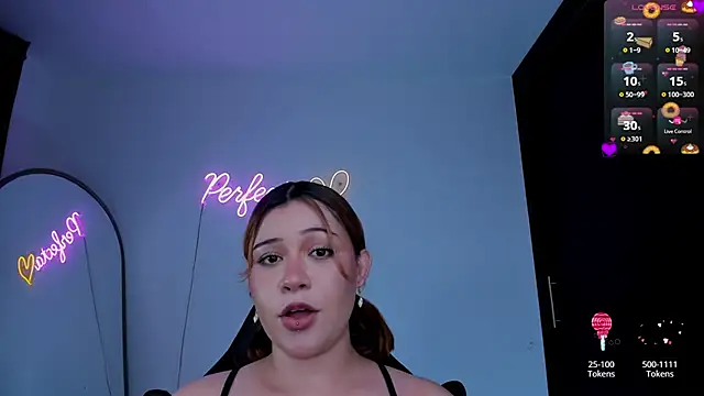 daniela_hornny webcam