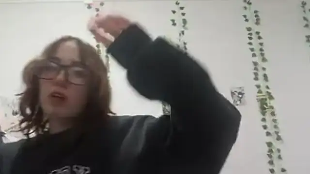 OliviaMoment webcam