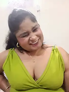 hornyriyanka webcam