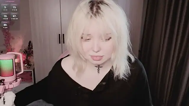 yumi_charm webcam