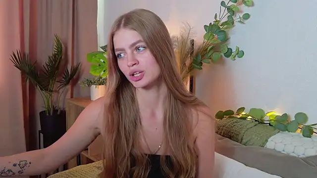 EmillyStarr webcam