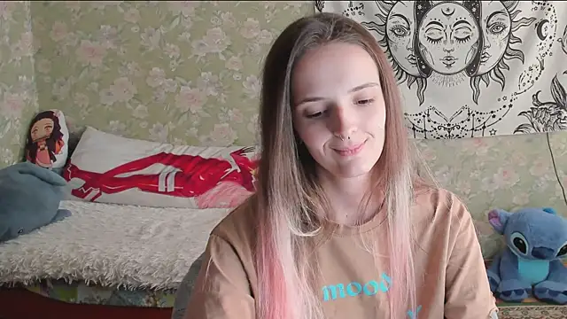 Cutie_Adelia webcam