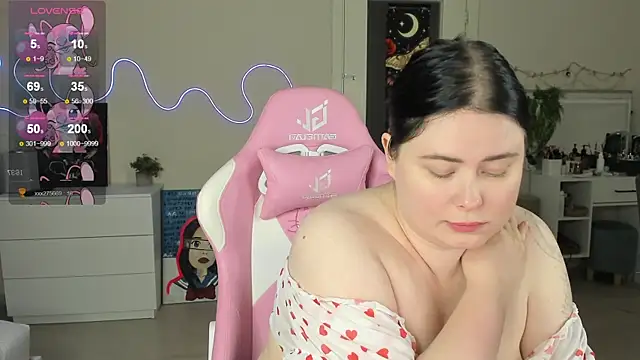 Akemi_BBW webcam