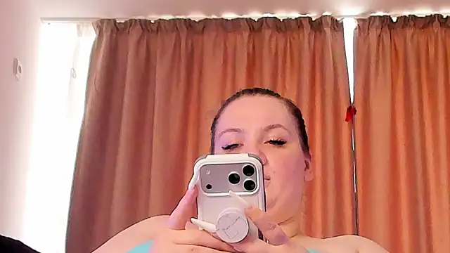 MelanieBrownn webcam