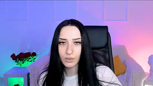 MonicaLowes webcam
