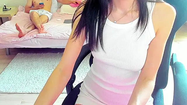 reiufhhg webcam