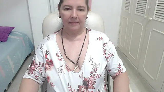 leonela_69 webcam