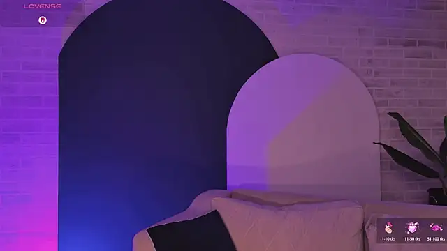 ViolettHansson webcam