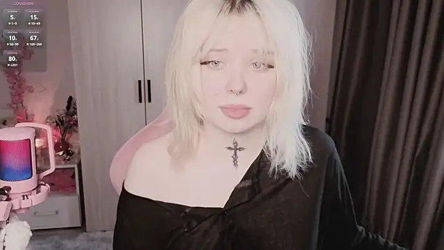 yumi_charm webcam