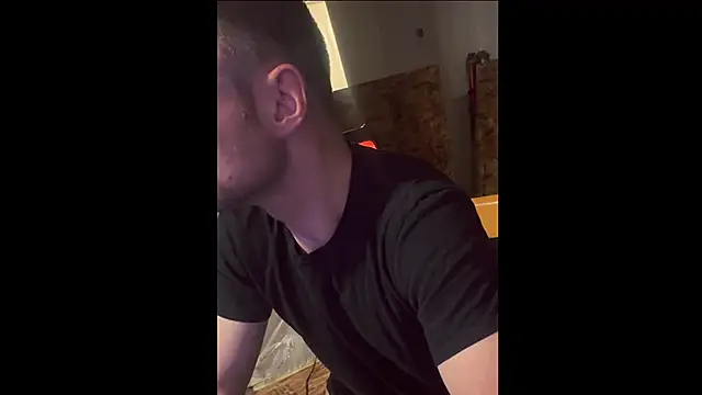 famous1tad live cam on StripChat