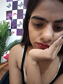 Alisha_Babyy webcam