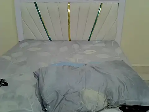 Petiteblossom webcam