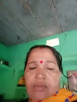 Manavi_x webcam