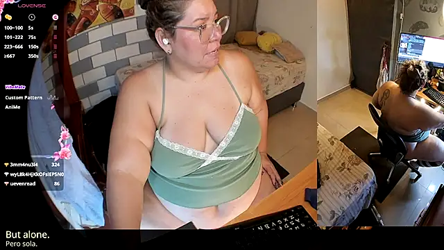JohanaJuega webcam