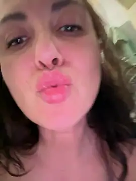 space_stacy live cam on StripChat