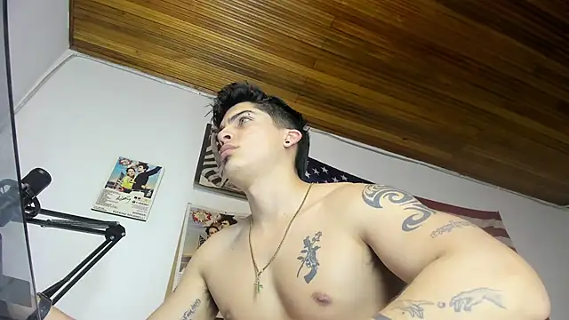 charlie_hotxxx Live Web Cam Show