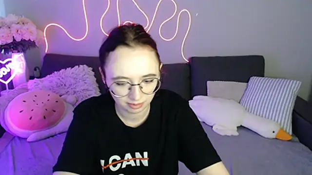 Mini_Diva webcam