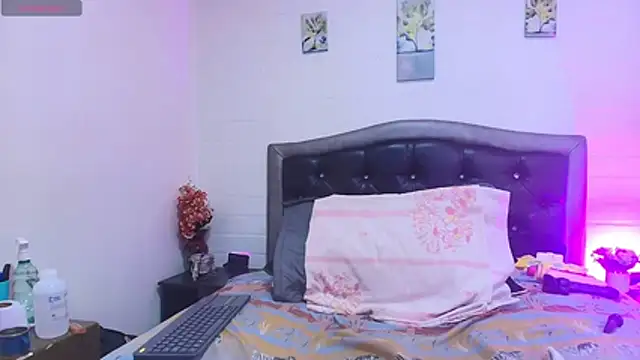 QueenMatturex webcam
