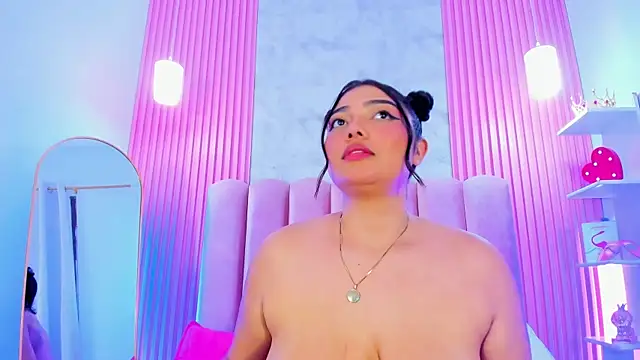 ArianaRougee webcam