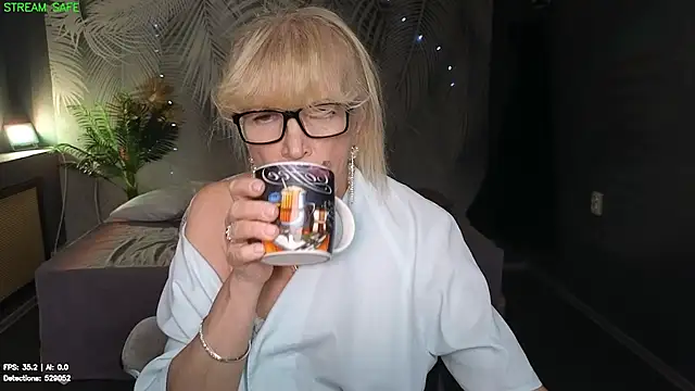 Dr_Mireille webcam