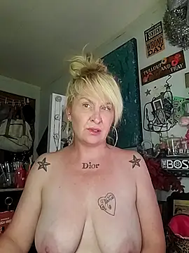 NutNmyGUTdaddy Live Web Cam Show