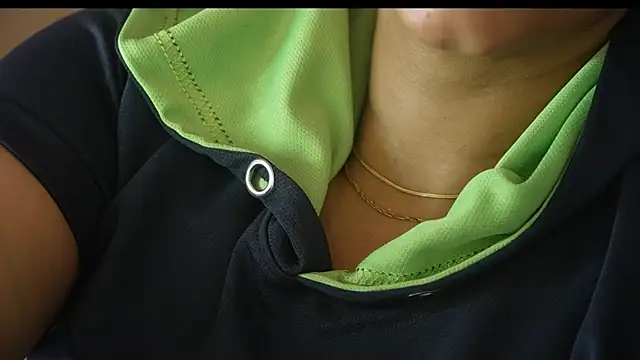 -AyeshaSinghania- webcam
