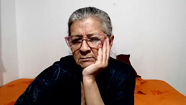 candy_mature_ live cam on StripChat