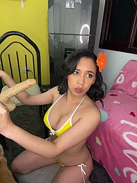 Esmerald_1111 live cam on StripChat