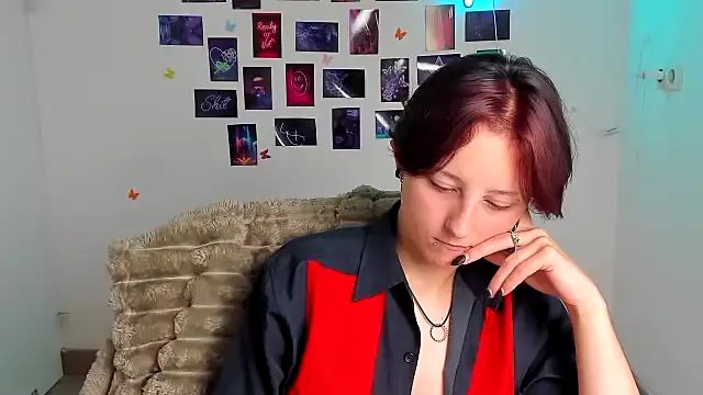 Dilara_Kiss_ live cam on StripChat