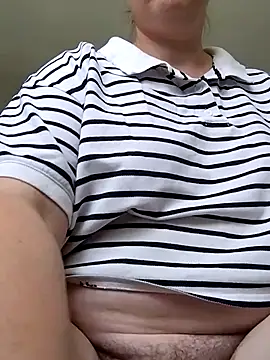 xxSexyBushLinnxx live cam on StripChat