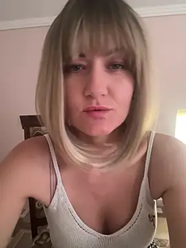 LunaFoxs webcam