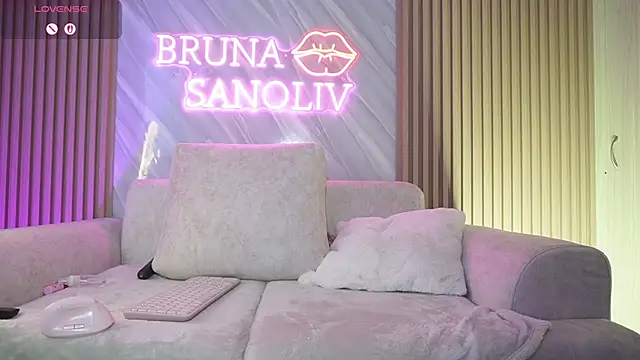 brunasanoliv live cam on StripChat