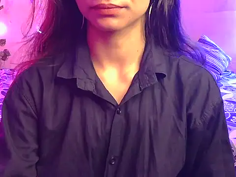 Yours-Zoya