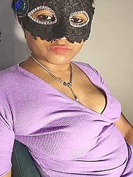 DIRTYSECRET_QUEEN_07 webcam