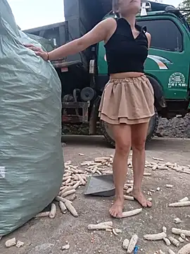 Linda-yiyi webcam