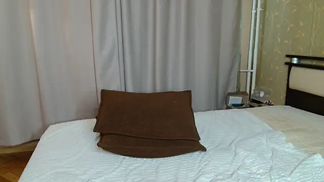 KellePourier webcam