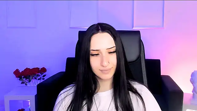 MonicaLowes webcam