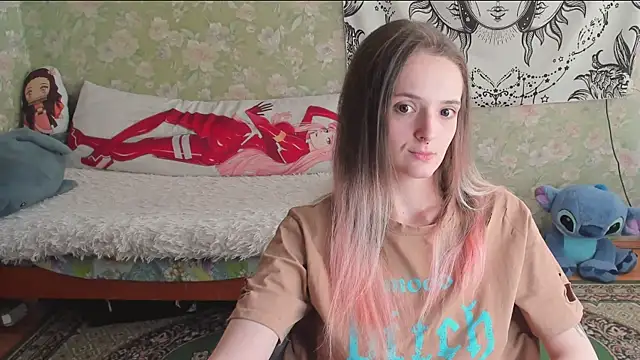 Cutie_Adelia live cam on StripChat