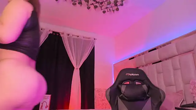 Foxy_Slave