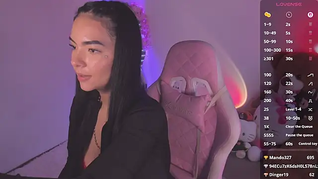 Kiity- live cam on StripChat