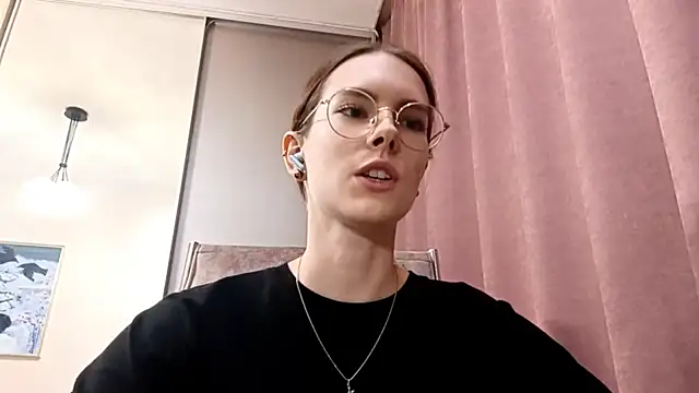 BrawAlly live cam on StripChat