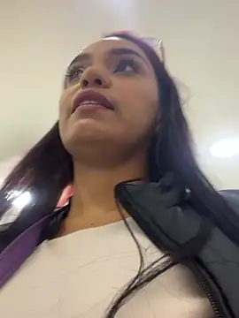 Sara-77 webcam