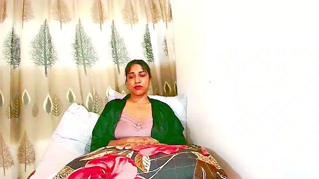 Indian_Erotic69 webcam