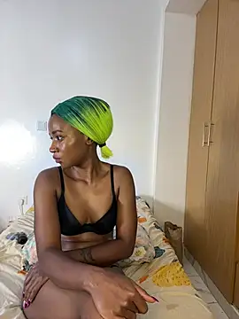 Moh_squirtie webcam