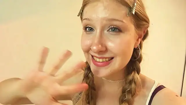 JoltingSmile webcam