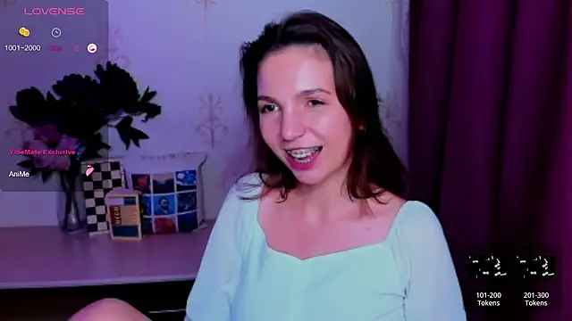 KindHazelHere_ webcam