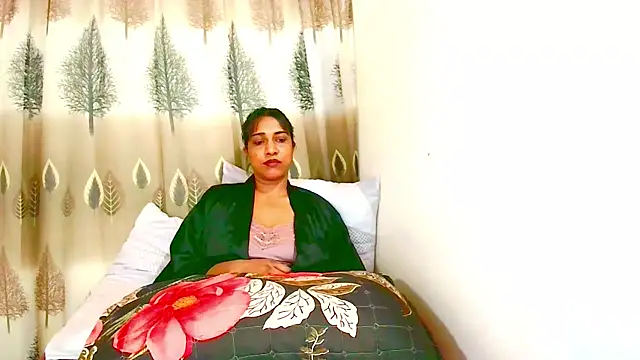Indian_Erotic69 webcam